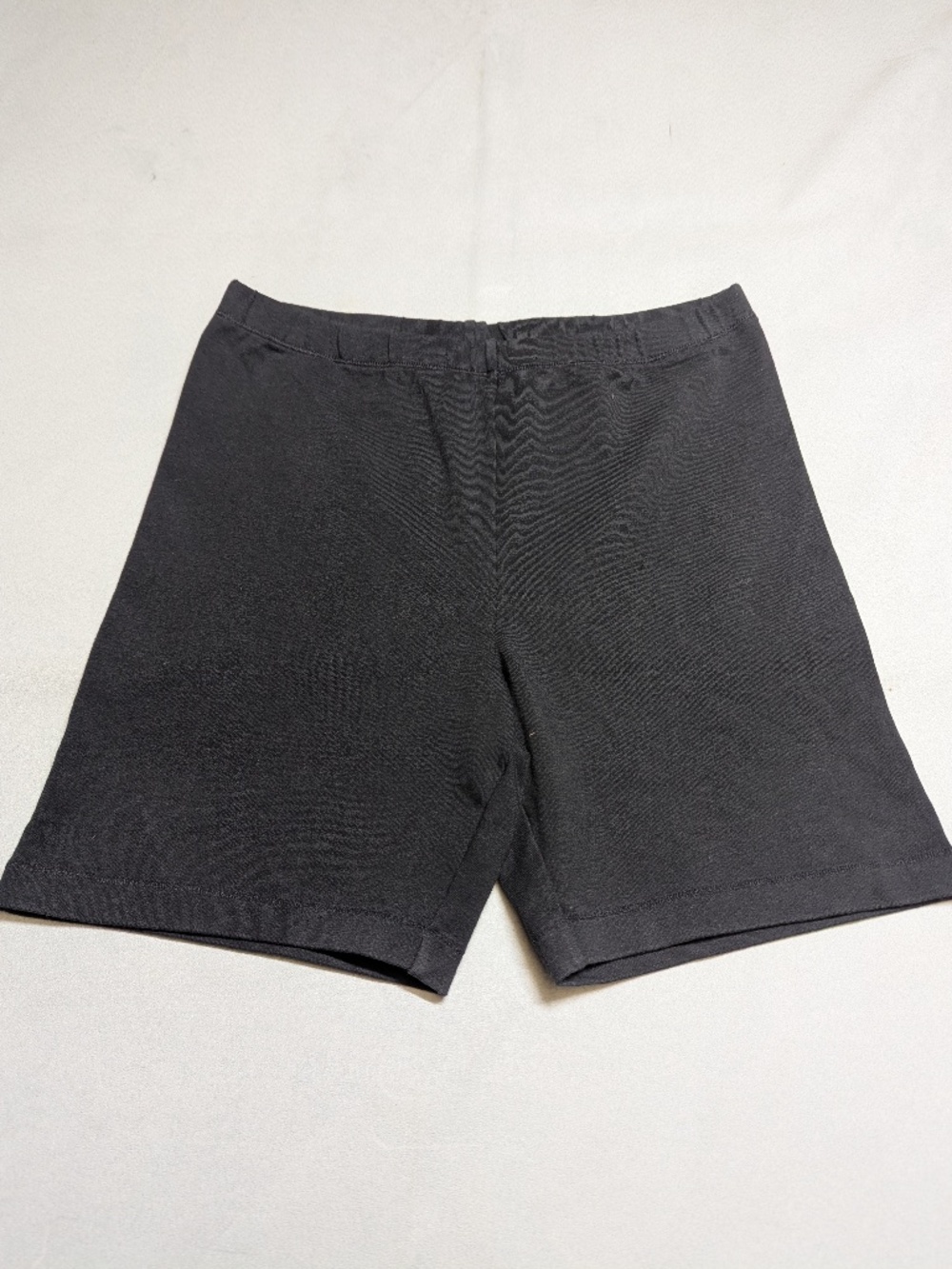 NWT Skims Outdoor Mid-Thigh Biker Shorts - Size Medium